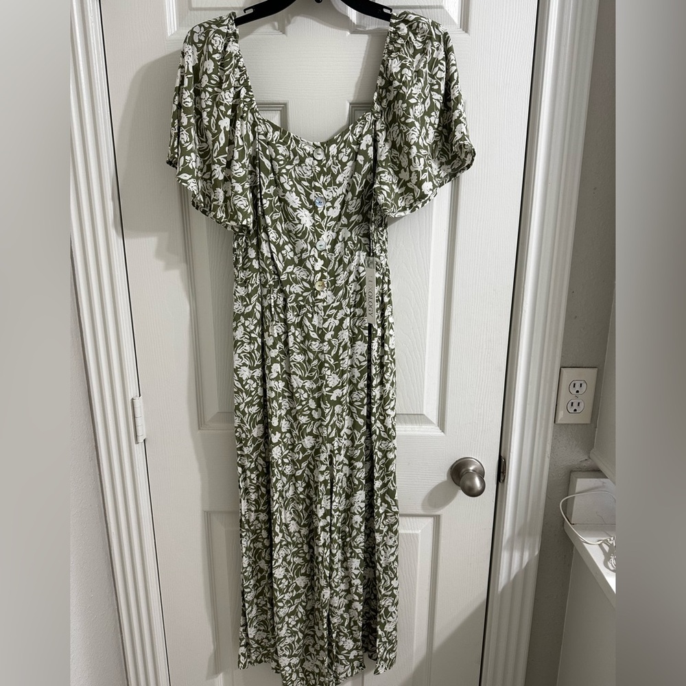 NWT - Floral Green and White Flutter Sleeve Wide Leg Pants Jumpsuit - Medium